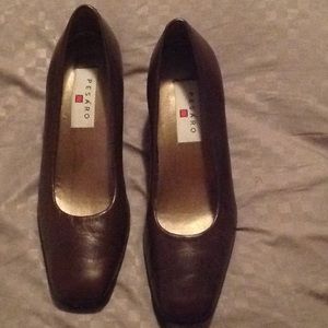 Brown Pesaro chunk heel shoes